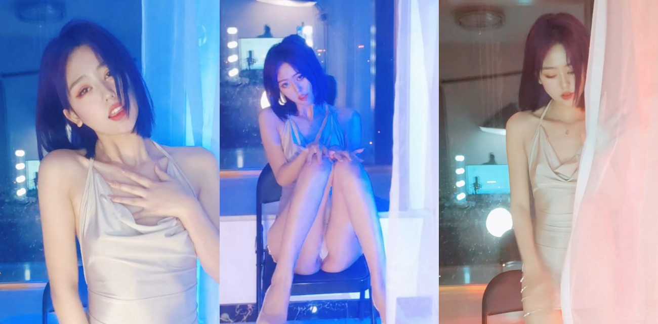 网易CC超人气主播【胡椒】最新直播大秀，粉嫩小穴对着镜头肆意抽插，多角度拍摄大尺度自慰